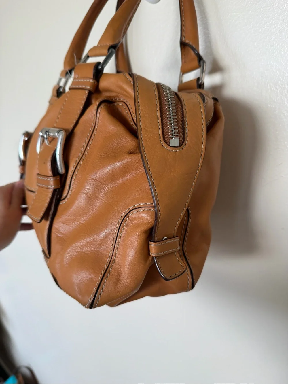 MICHAEL KORS Brookville Update Cognac Camel Brown Leather Medium Shoulder Bag